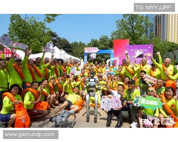 渡江节足球盛宴激情四溢球迷欢聚一堂共庆传统文化与体育的完美结合